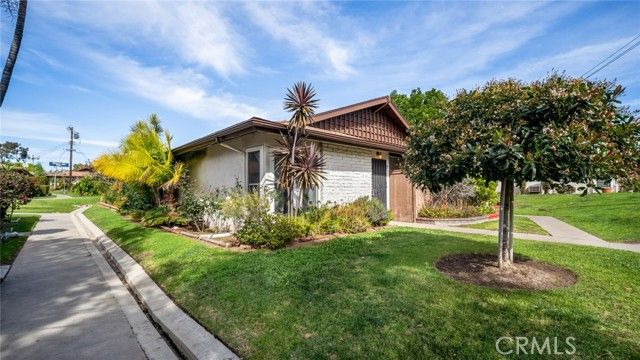 1800 E Heim 29, Orange, CA 92865
