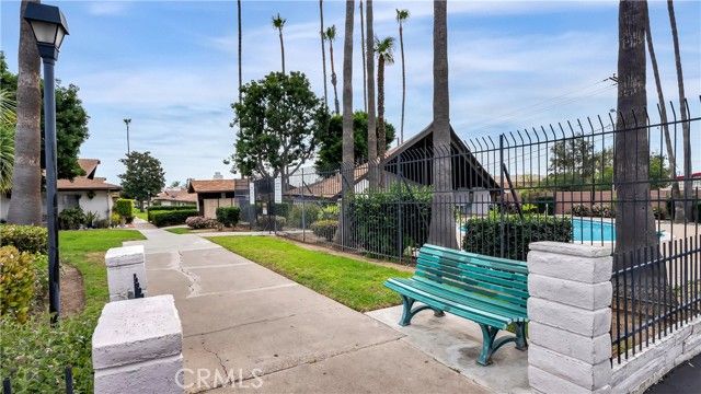 1800 E Heim 29, Orange, CA 92865