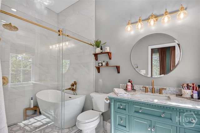 214 W Duffy Street, Savannah, GA 31401