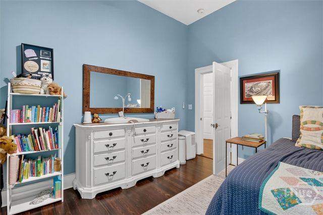 214 W Duffy Street, Savannah, GA 31401