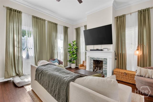 214 W Duffy Street, Savannah, GA 31401