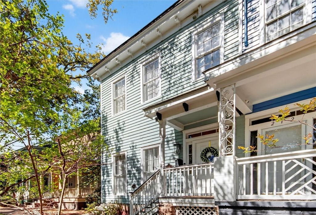 214 W Duffy Street, Savannah, GA 31401