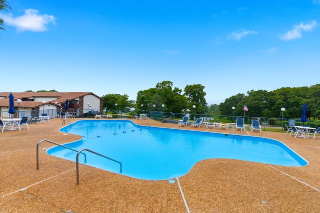 1201 Paradise Landing Road, Kimberling City, MO 65686