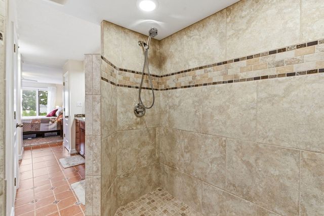 1201 Paradise Landing Road, Kimberling City, MO 65686