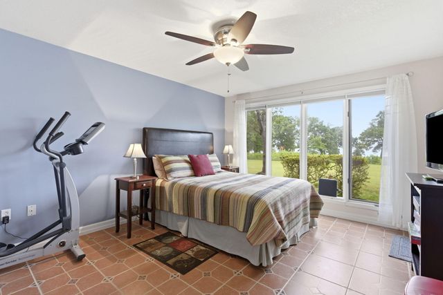 1201 Paradise Landing Road, Kimberling City, MO 65686