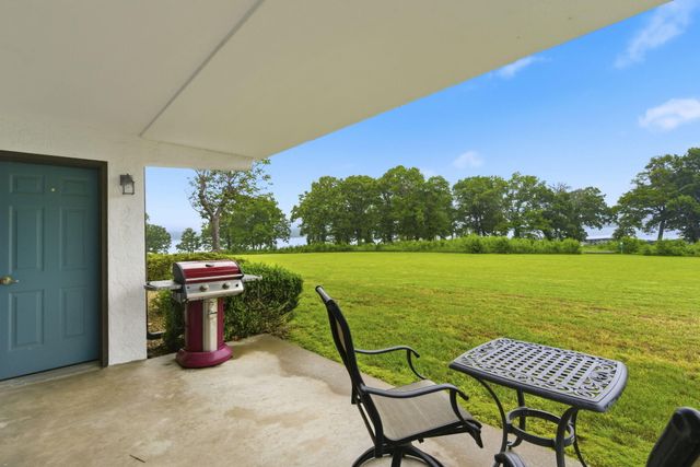 1201 Paradise Landing Road, Kimberling City, MO 65686
