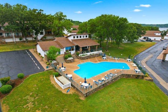 1201 Paradise Landing Road, Kimberling City, MO 65686