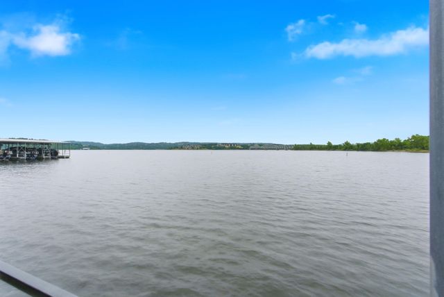 1201 Paradise Landing Road, Kimberling City, MO 65686