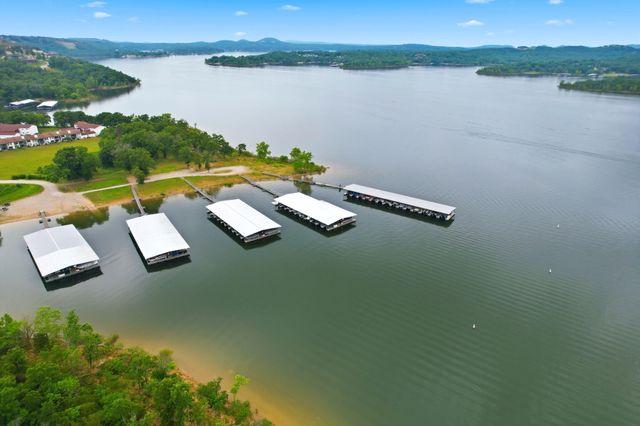 1201 Paradise Landing Road, Kimberling City, MO 65686