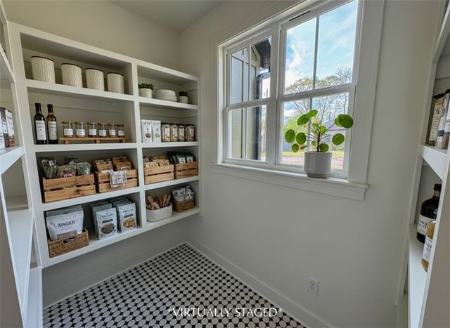 14 Dickenshire Drive, Bella Vista, AR 72714