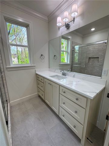 14 Dickenshire Drive, Bella Vista, AR 72714