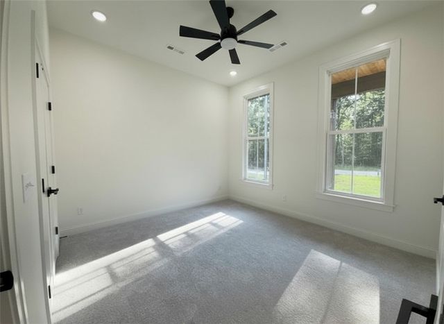 14 Dickenshire Drive, Bella Vista, AR 72714