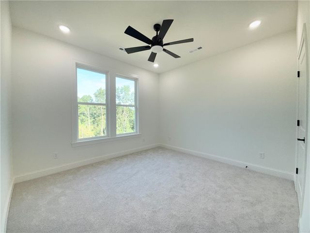 14 Dickenshire Drive, Bella Vista, AR 72714