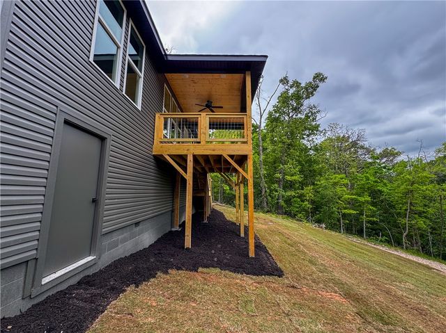 14 Dickenshire Drive, Bella Vista, AR 72714