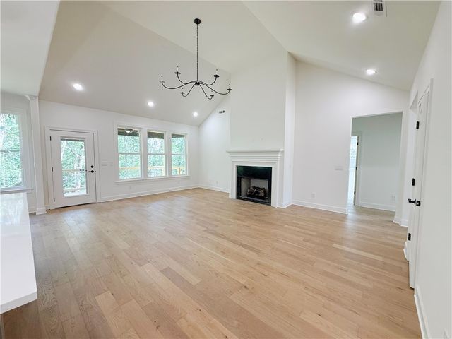14 Dickenshire Drive, Bella Vista, AR 72714