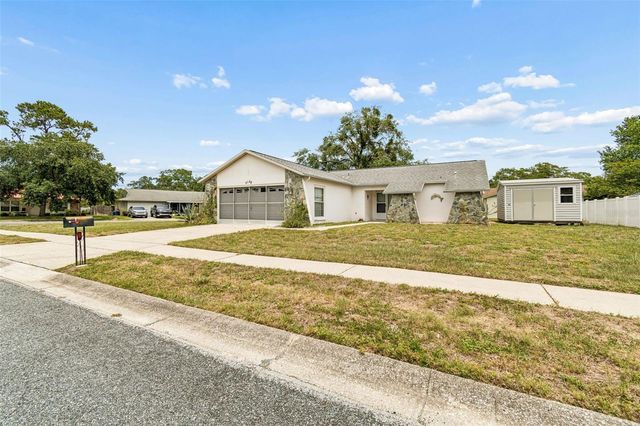 5120 DOEFIELD LANE, New Port Richey, FL 34653