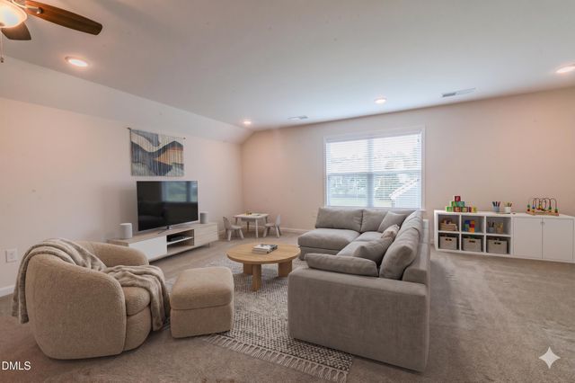 805 Calista Drive, Wake Forest, NC 27587