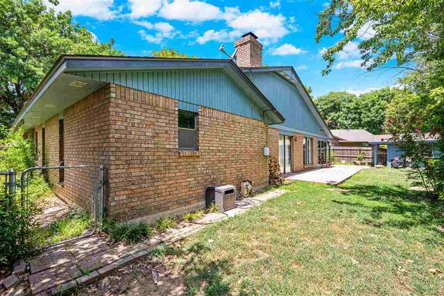 2807 NE Scottsdale Cir, Lawton, OK 73507