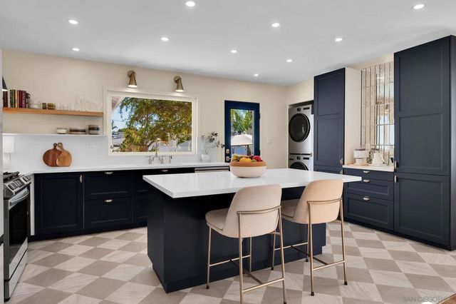 2911 Madison Ave, San Diego, CA 92116
