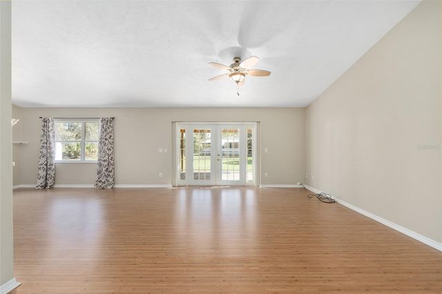 205 E HWY 318, Citra, FL 32113