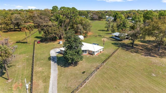 205 E HWY 318, Citra, FL 32113