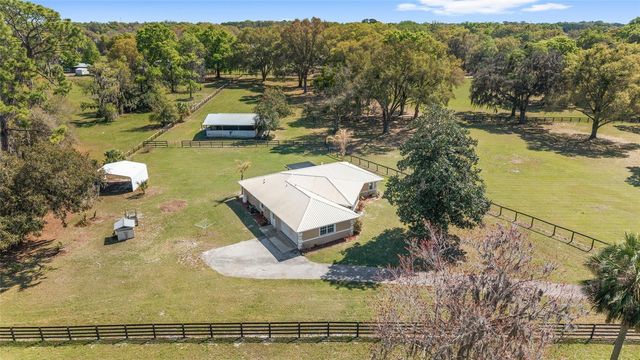 205 E HWY 318, Citra, FL 32113