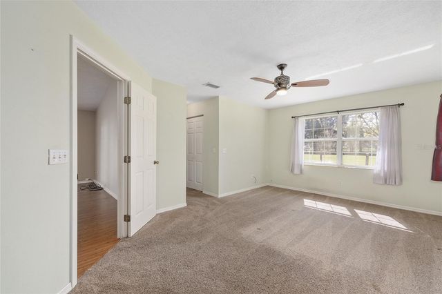 205 E HWY 318, Citra, FL 32113