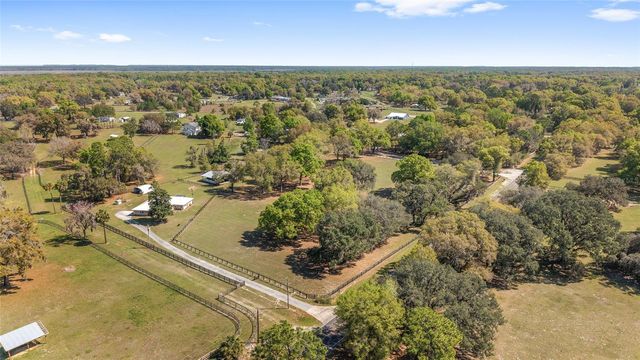 205 E HWY 318, Citra, FL 32113