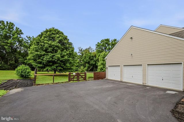 175 WINDEMERE LN, Lincoln University, PA 19352