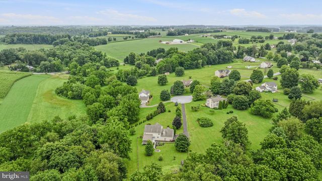 175 WINDEMERE LN, Lincoln University, PA 19352