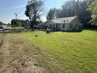 70 S Broadway, Damascus, AR 72039