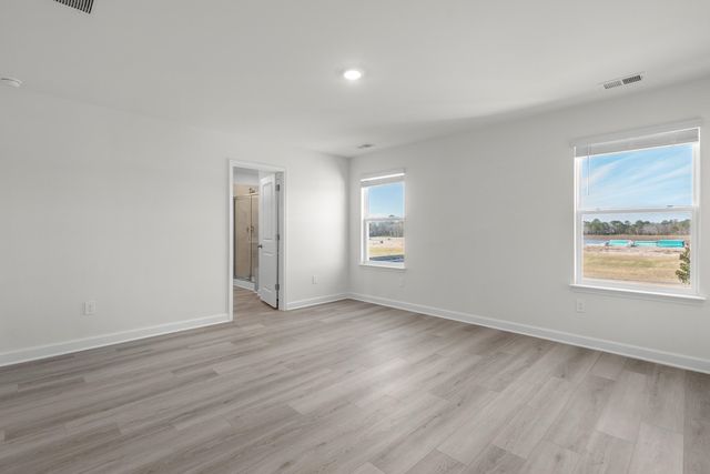 8231 Essence Dr., Longs, SC 29568