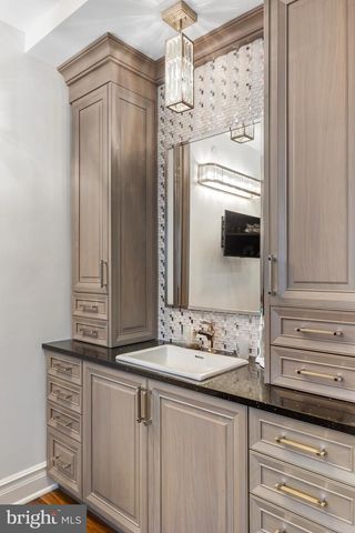 2801 RIVERTON, Moorestown, NJ 08057