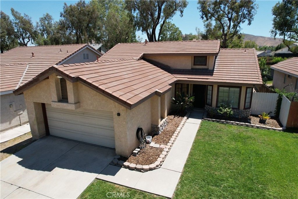 Image 3 of property listing at 1369 Reservoir, San Bernardino, CA 92407