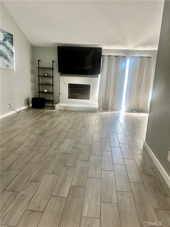 Image 9 of property listing at 1369 Reservoir, San Bernardino, CA 92407