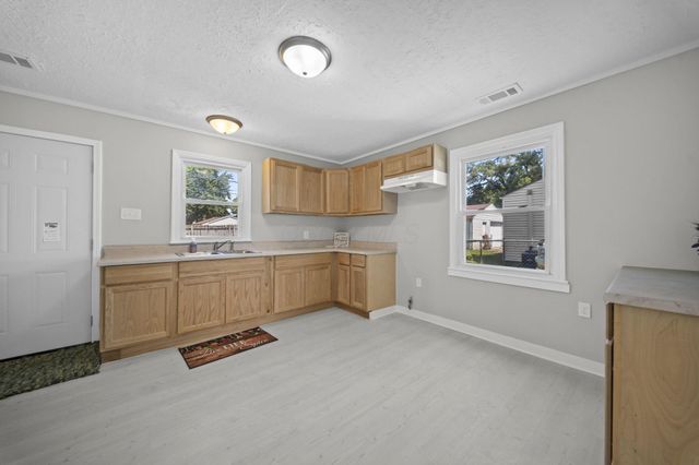 4620 MORRIS Avenue, Whitehall, OH 43213