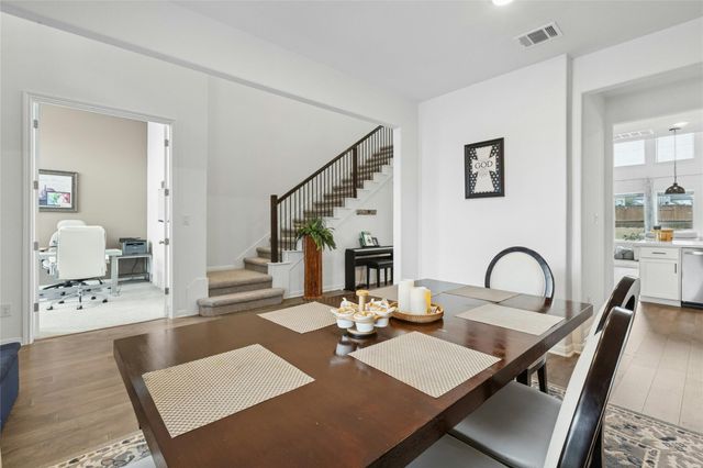 2456 Capestrano CIR, Round Rock, TX 78665