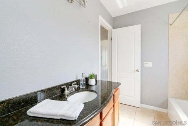 615 Fredricks Ave 122, Oceanside, CA 92058