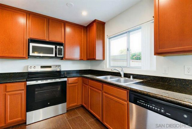 615 Fredricks Ave 122, Oceanside, CA 92058