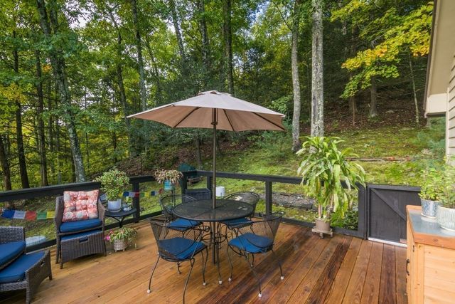 557 Federal St, Belchertown, MA 01007