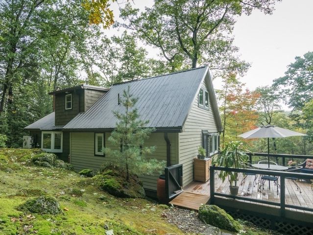 557 Federal St, Belchertown, MA 01007