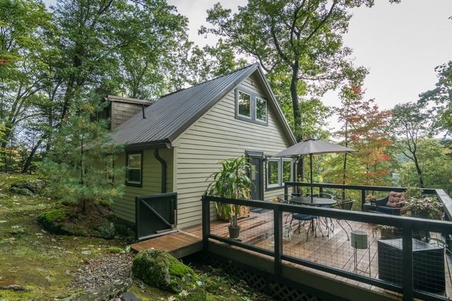 557 Federal St, Belchertown, MA 01007