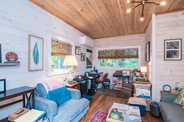 557 Federal St, Belchertown, MA 01007
