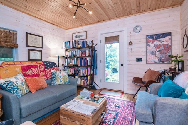 557 Federal St, Belchertown, MA 01007