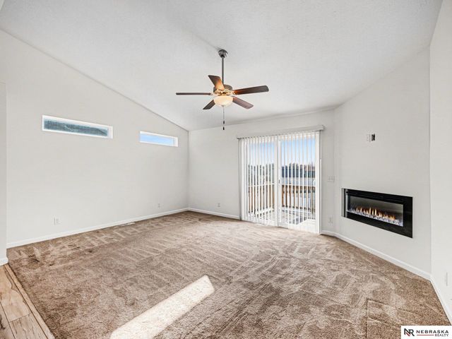 10901 Craig Street, Omaha, NE 68142