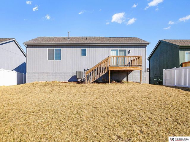 10901 Craig Street, Omaha, NE 68142