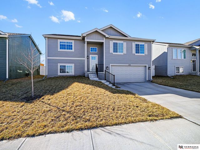 10901 Craig Street, Omaha, NE 68142