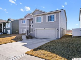 10901 Craig Street, Omaha, NE 68142
