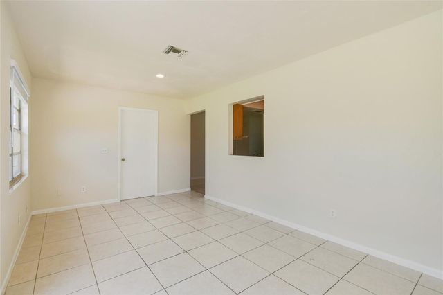 458 SE Galleon Lane, Port St. Lucie, FL 34983