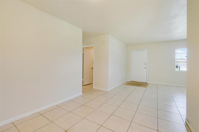 458 SE Galleon Lane, Port St. Lucie, FL 34983